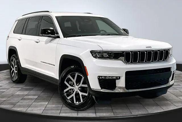 2024 Jeep Grand Cherokee L Limited 4x4 for sale in Roanoke, IN