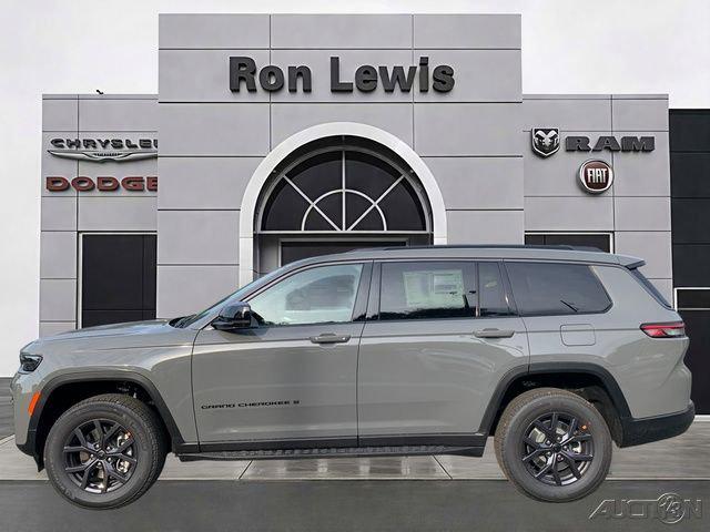 2027 Jeep Grand Cherokee L Laredo Altitude