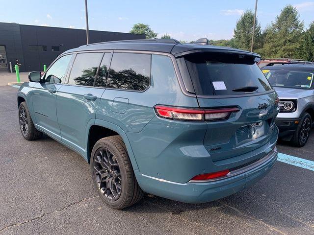 2027 Jeep Grand Cherokee L Summit 2027 Jeep Grand Cherokee L Summit