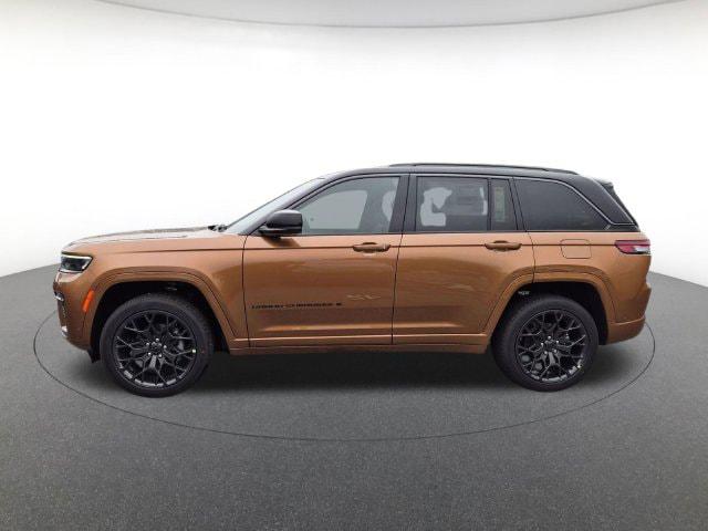 2027 Jeep Grand Cherokee GRAND CHEROKEE SUMMIT 4X4 2027 Jeep Grand Cherokee GRAND CHEROKEE SUMMIT 4X4
