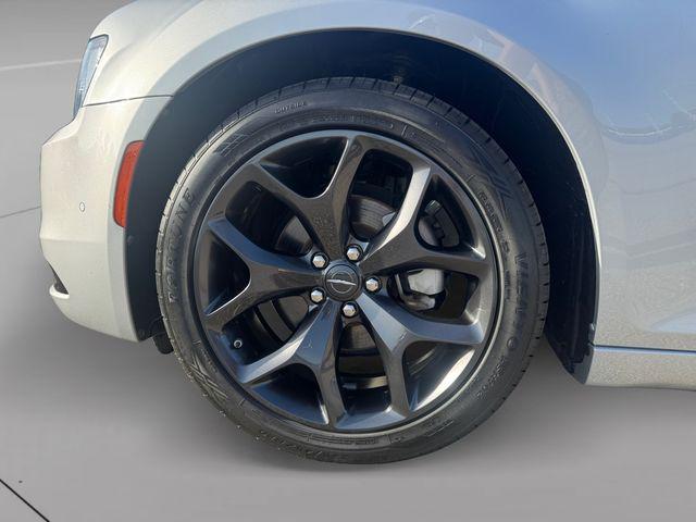 2023 Chrysler 300 300S