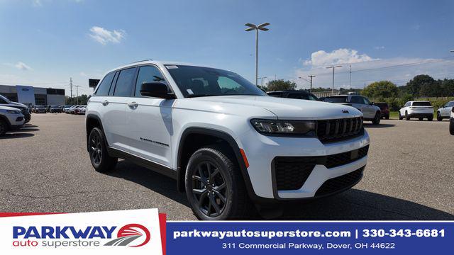 2027 Jeep Grand Cherokee Laredo Altitude 2027 Jeep Grand Cherokee Laredo Altitude