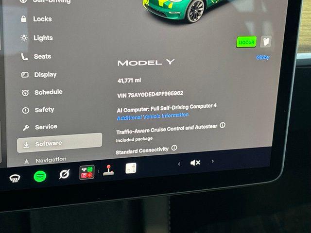 2023 Tesla Model Y RWD
