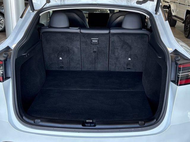2023 Tesla Model Y RWD