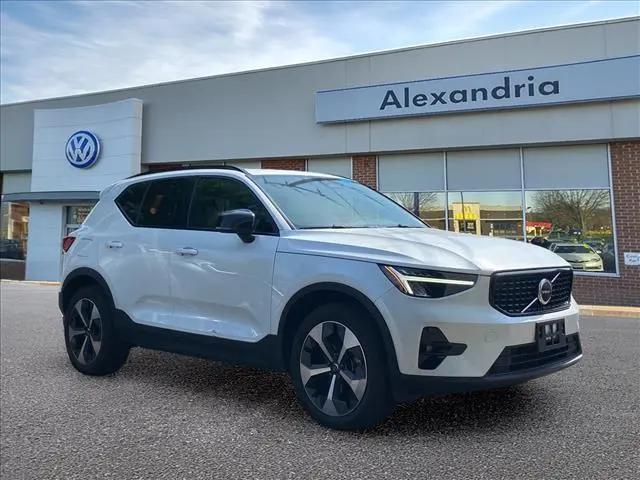 2023 Volvo XC40 B5 Plus Dark Theme for sale in Alexandria, VA