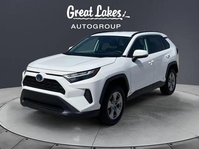 2023 Toyota RAV4 Hybrid XLE for sale in Findlay, OH