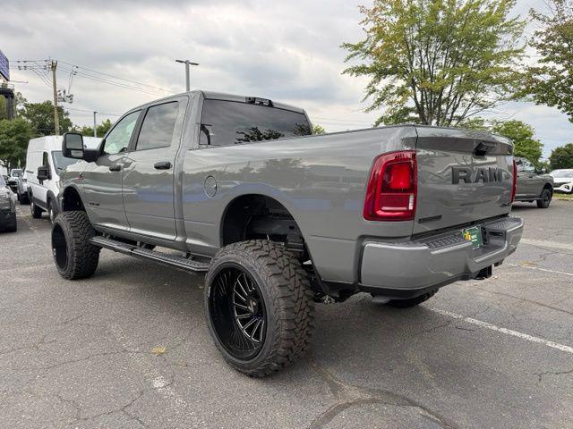 2026 Ram 2500 Big Horn Crew Cab 4x4 64 Box
