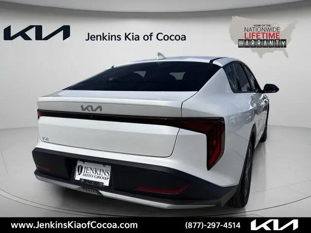 2026 Kia K4 LXS