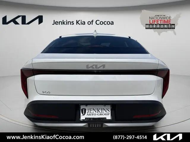 2026 Kia K4 LXS