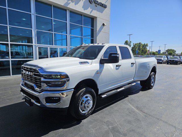 2026 Ram 3500 Tradesman Crew Cab 4x4 8 Box