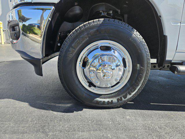 2026 Ram 3500 Tradesman Crew Cab 4x4 8 Box