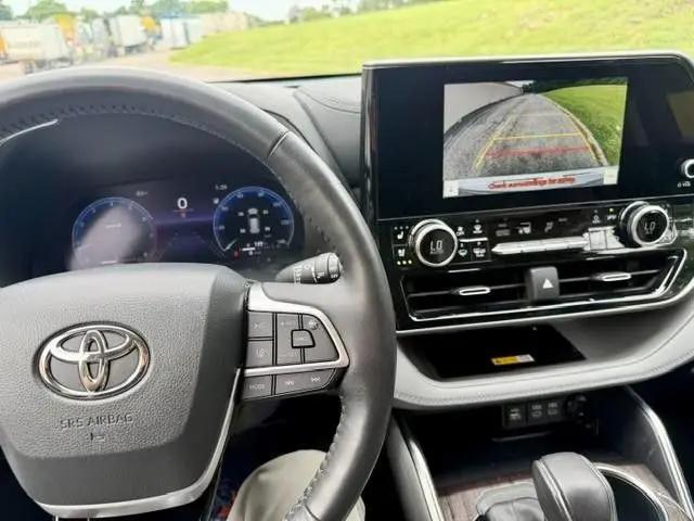 2023 Toyota Highlander Limited