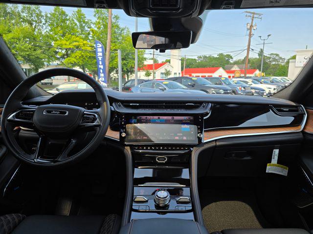 2026 Jeep Grand Cherokee GRAND CHEROKEE SUMMIT 4X4 2026 Jeep Grand Cherokee GRAND CHEROKEE SUMMIT 4X4