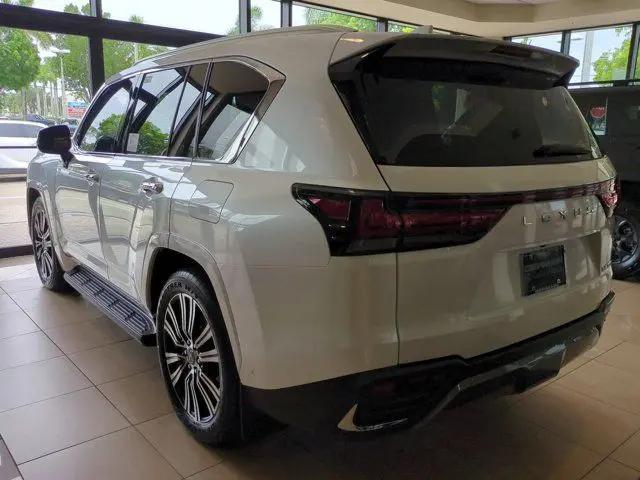 2026 Lexus LX Luxury