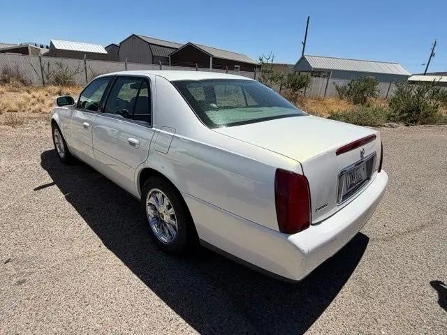 2004 Cadillac DeVille Standard