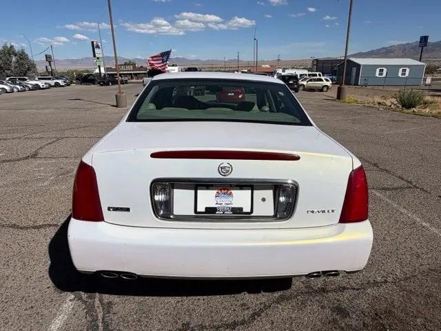 2004 Cadillac DeVille Standard
