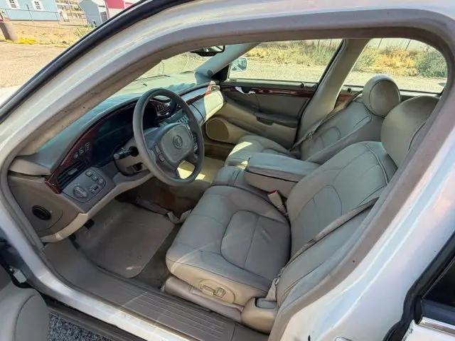 2004 Cadillac DeVille Standard