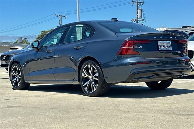 2025 Volvo S60 B5 Plus