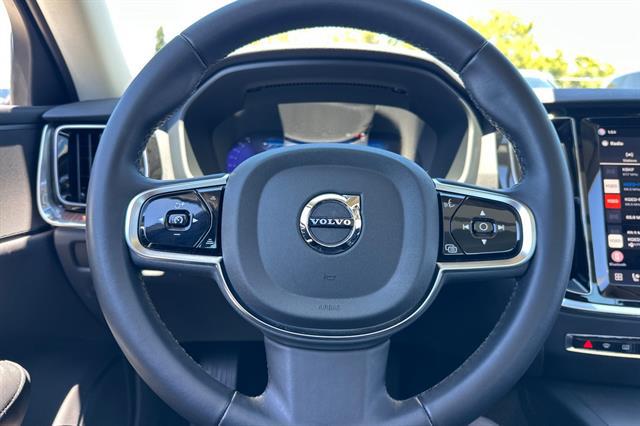2025 Volvo S60 B5 Plus