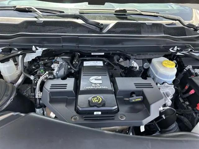 2022 Ram 3500 Tradesman Crew Cab 4x4 64 Box