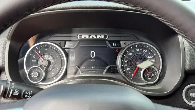 2026 Ram 1500 Big Horn Crew Cab 4x4 57 Box