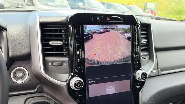 2026 Ram 1500 Big Horn Crew Cab 4x4 57 Box