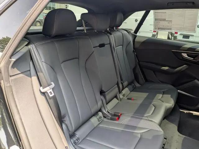 2026 Audi Q8 Premium 55 TFSI quattro Tiptronic