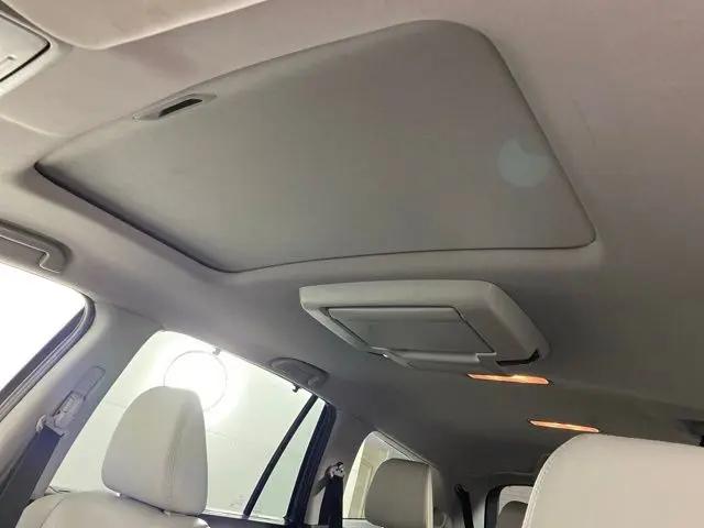 2021 Honda Pilot AWD Touring 8 Passenger