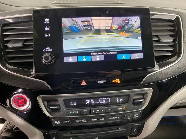 2021 Honda Pilot AWD Touring 8 Passenger