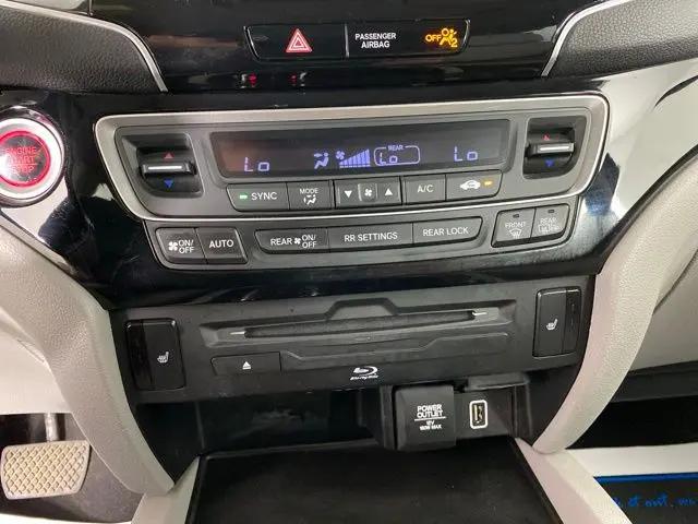 2021 Honda Pilot AWD Touring 8 Passenger