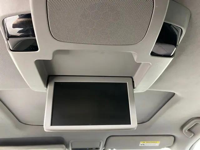 2021 Honda Pilot AWD Touring 8 Passenger