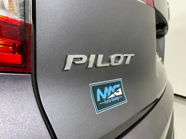 2021 Honda Pilot AWD Touring 8 Passenger