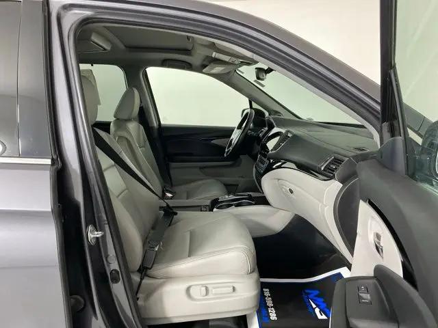 2021 Honda Pilot AWD Touring 8 Passenger