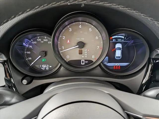 2025 Porsche Macan S