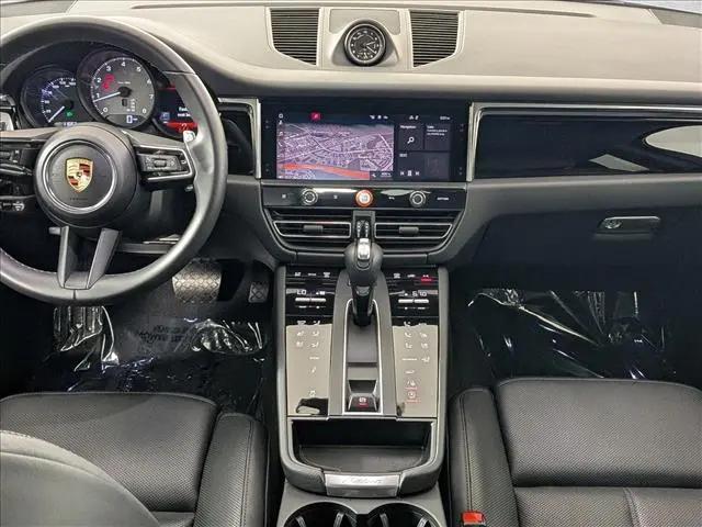 2025 Porsche Macan S