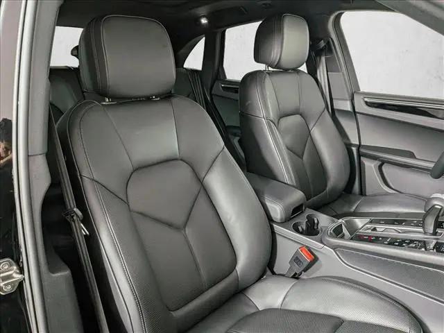 2025 Porsche Macan S