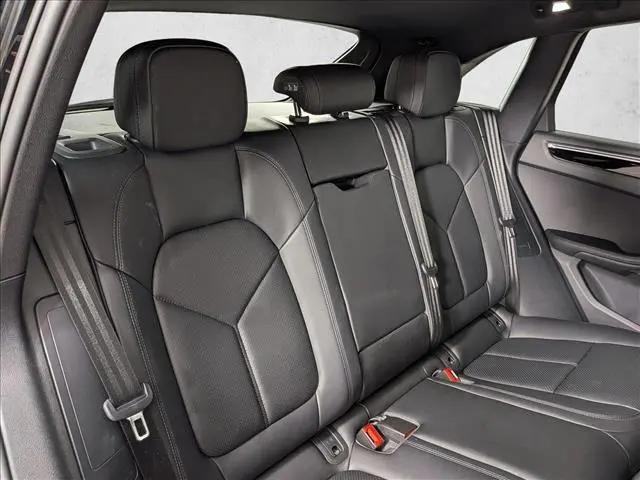2025 Porsche Macan S