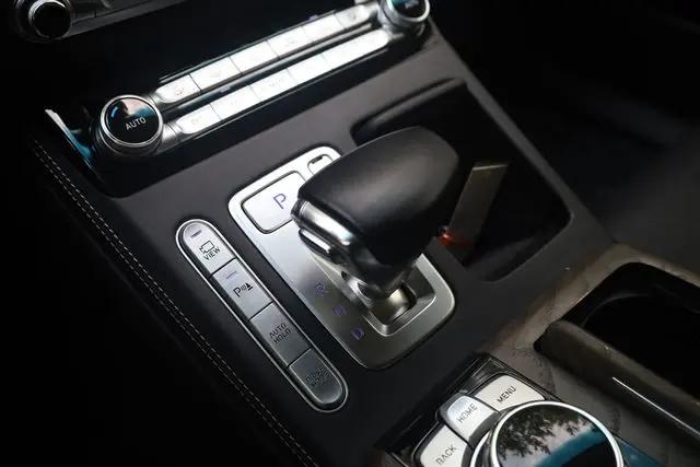 2022 Genesis G90 5.0 Ultimate AWD