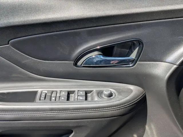 2022 Buick Encore FWD Preferred
