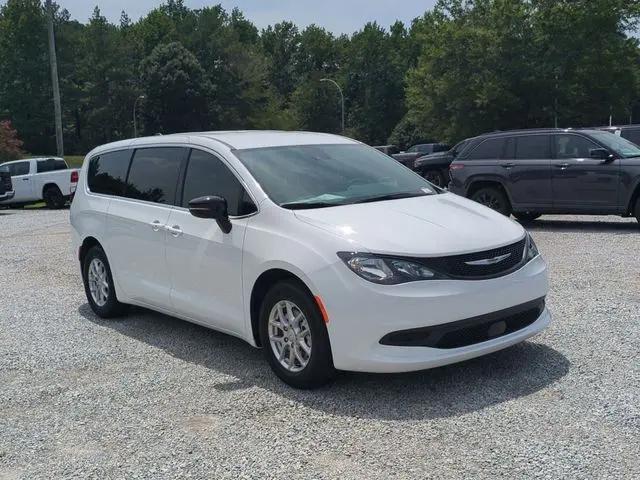 2027 Chrysler Pacifica LX