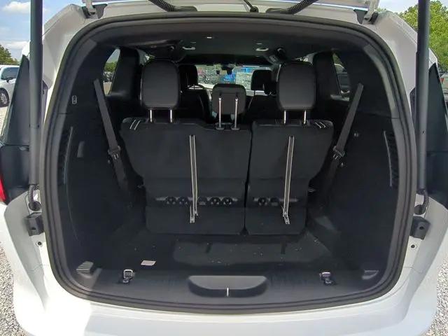 2027 Chrysler Pacifica LX