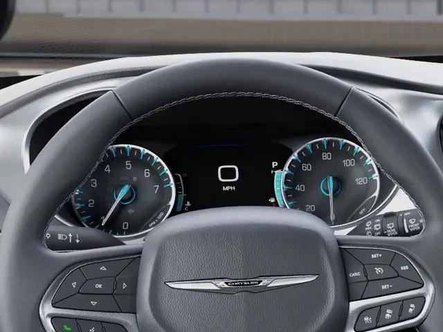 2027 Chrysler Pacifica LX