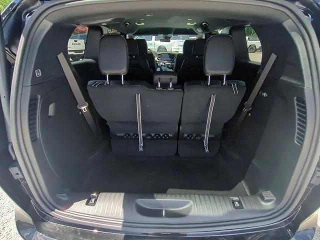 2027 Chrysler Pacifica LX