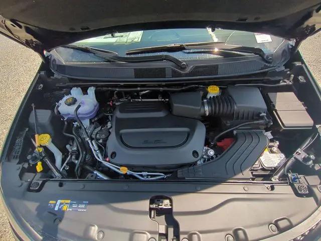 2027 Chrysler Pacifica LX