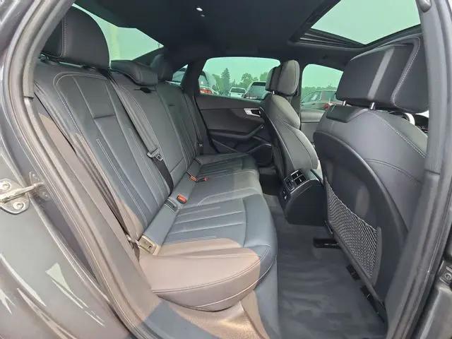 2021 Audi A4 Premium Plus 45 TFSI S line quattro S tronic