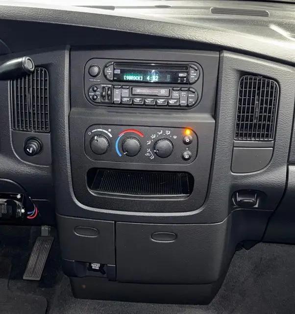 2005 Dodge Ram 2500 SLT/Laramie