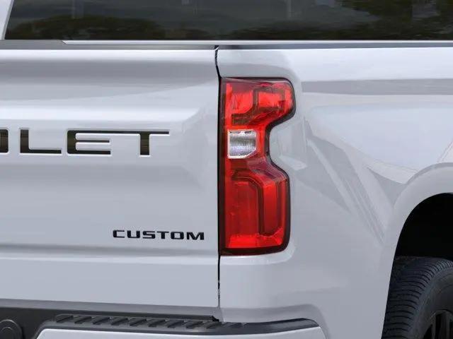 2026 Chevrolet Silverado 1500 2WD Crew Cab Short Bed Custom