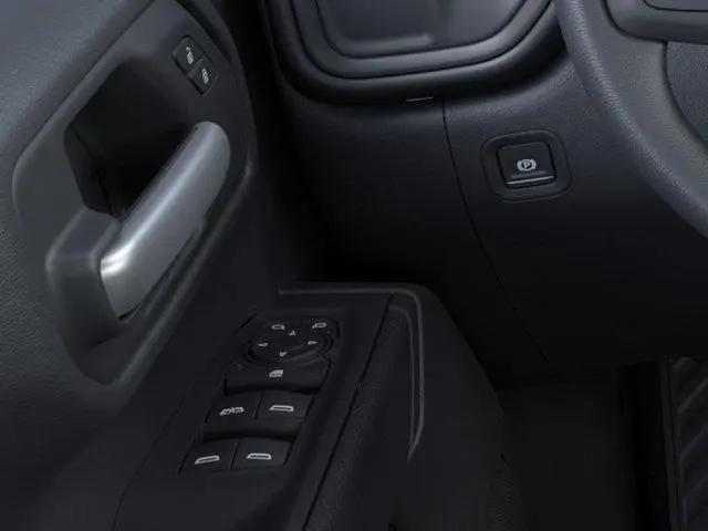 2026 Chevrolet Silverado 1500 2WD Crew Cab Short Bed Custom