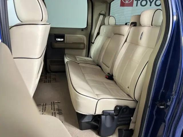2007 Lincoln Mark LT Standard