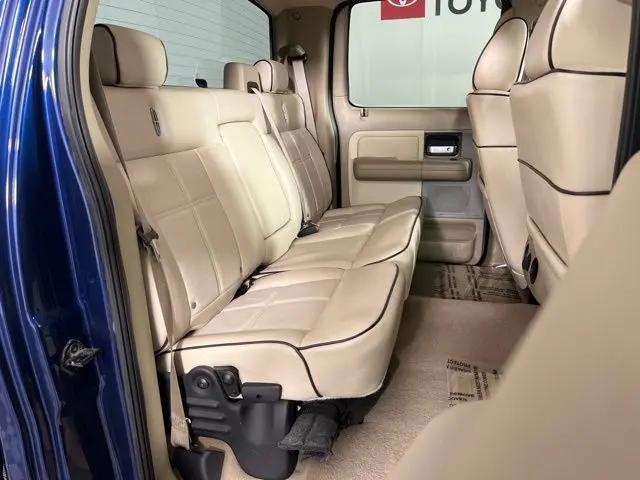2007 Lincoln Mark LT Standard